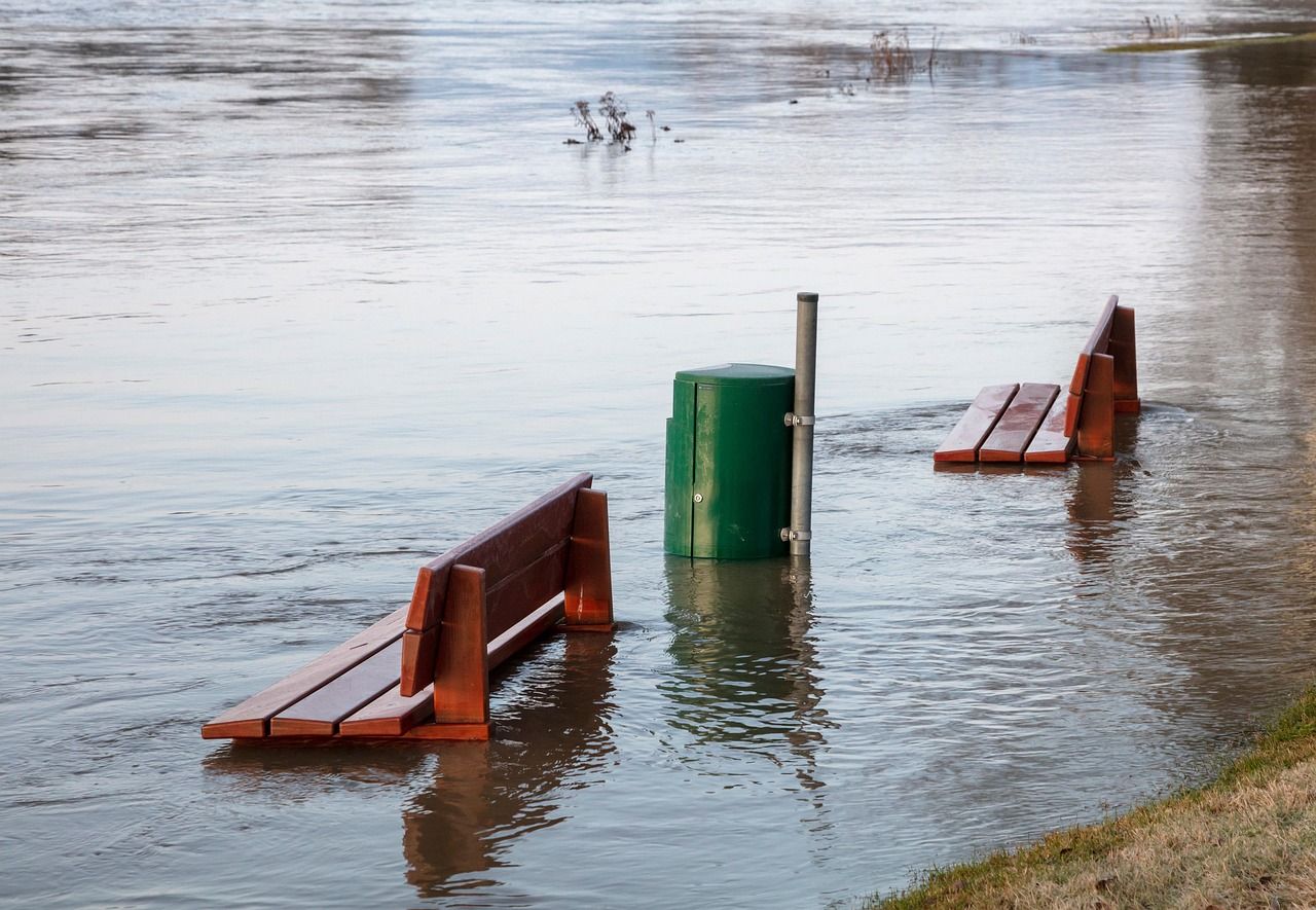 informations essentielles et conseils pratiques pour comprendre, prévenir et gérer les inondations.