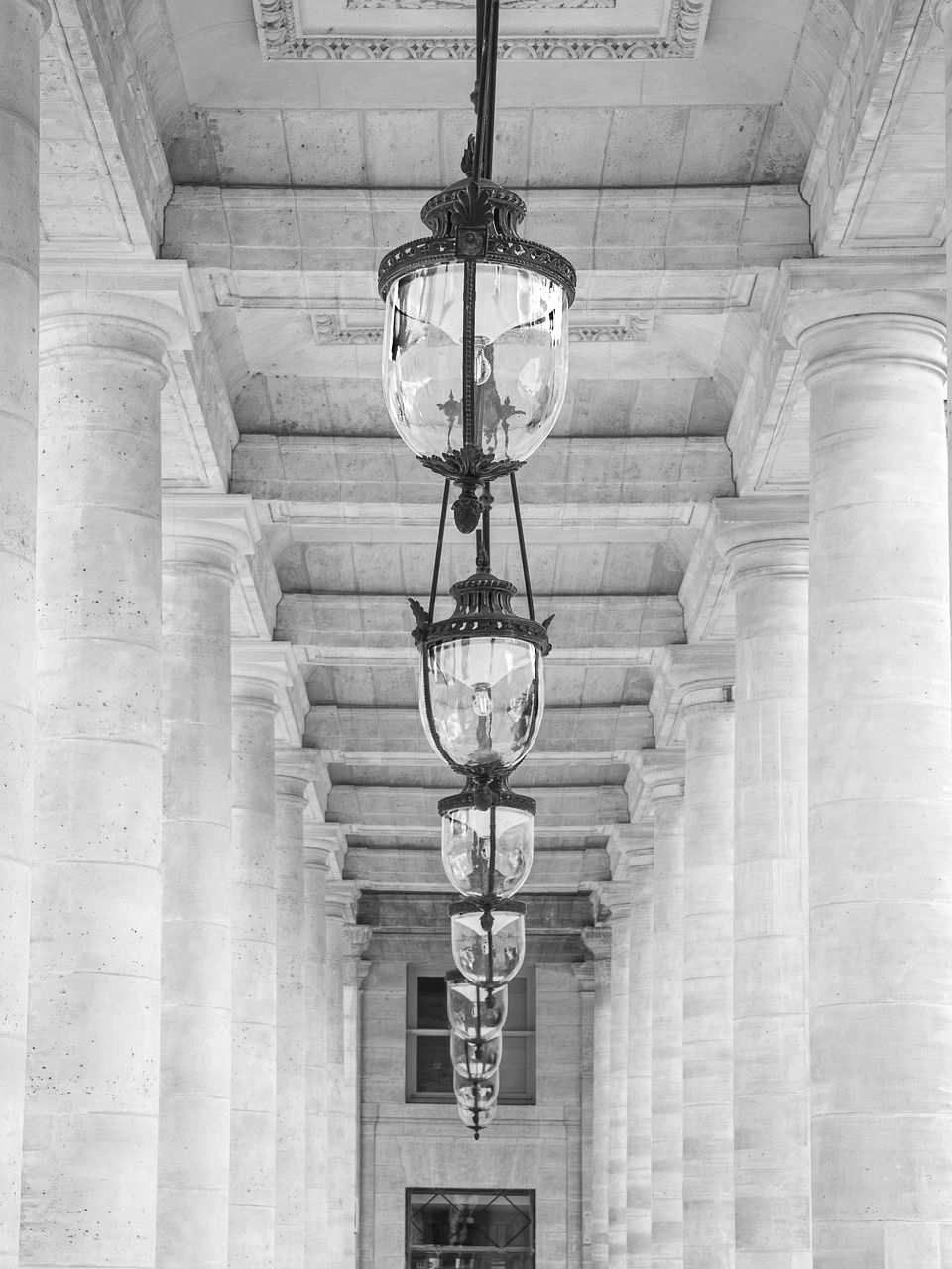 découvrez l'histoire, les membres et les événements clés de la famille royale britannique, symbole de tradition et d'élégance.